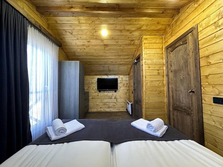Swiss House *